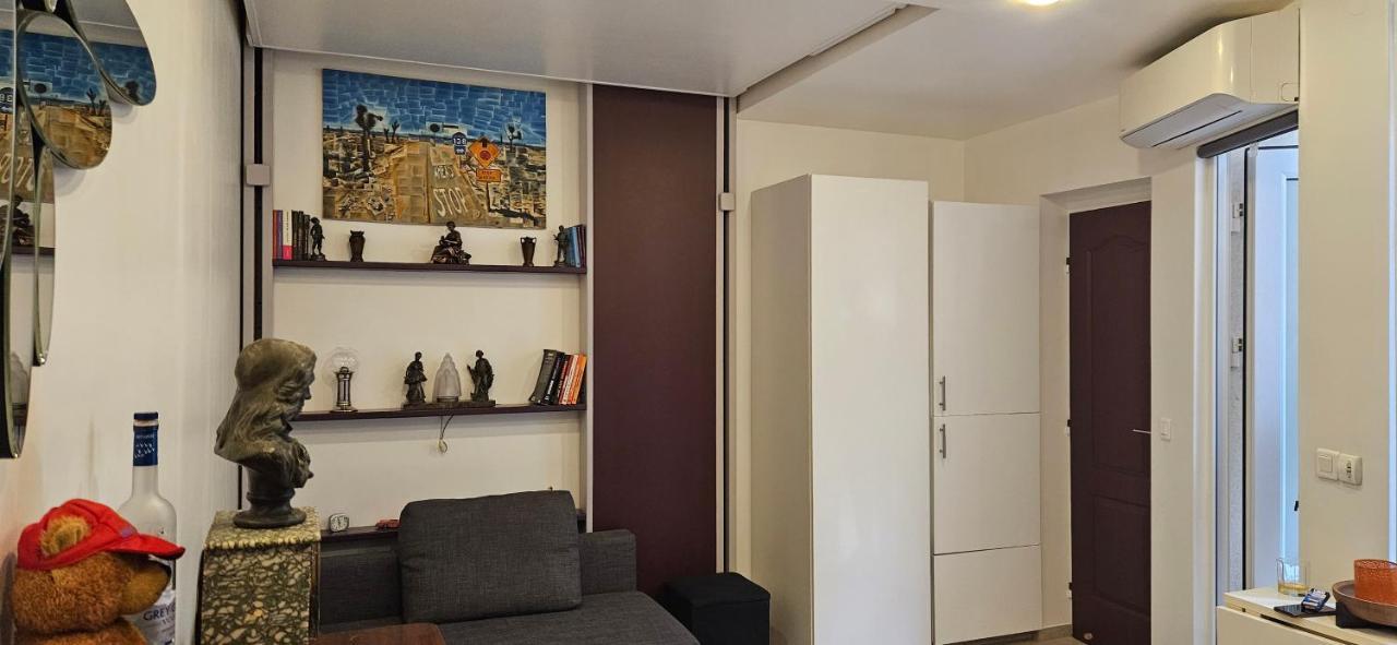 Studio 22M2 A Ivry/Seine-A 200 Metres De Paris. Proche Metro 7 Exteriér fotografie
